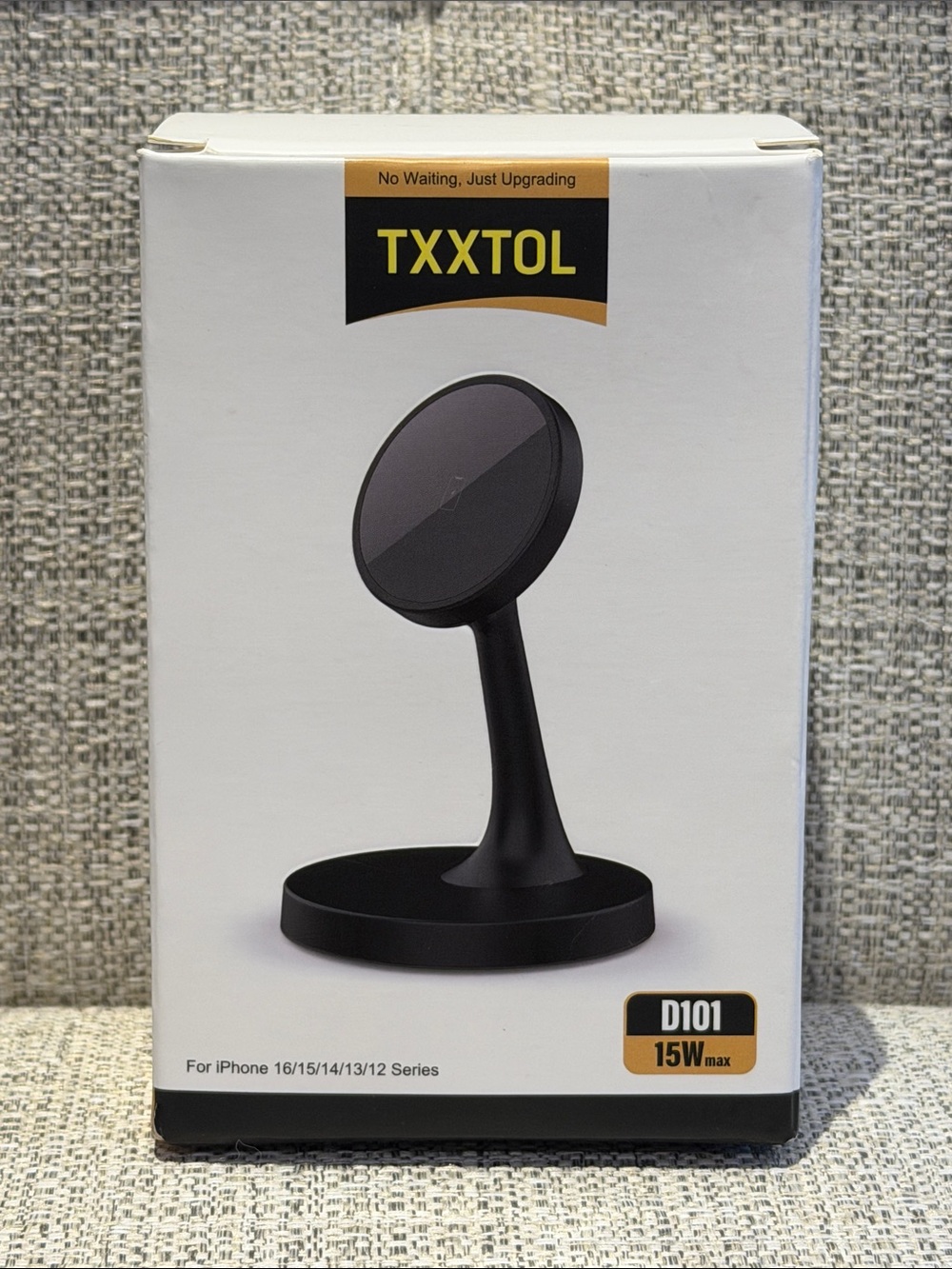 TXXTOL D101 15W Magnetic Phone Stand Charger - Black